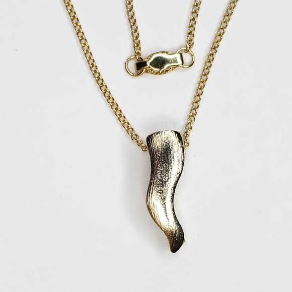 Vintage Italian Horn Pendant Necklace Goldtone Puff Thick Heavy Good Luck - Picture 3 of 3